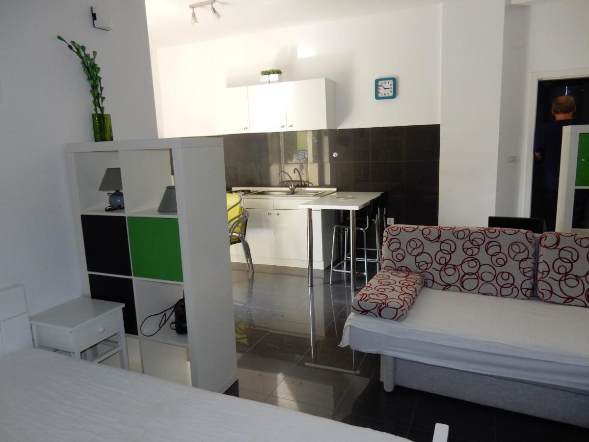 Apartments Ina メドゥリン エクステリア 写真